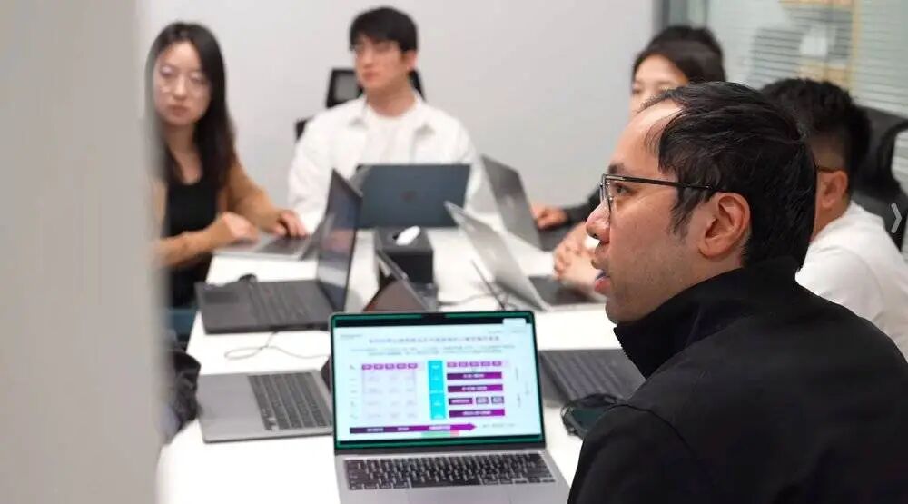 半年20余倍增长	，一个中国Token工厂的生意飞轮